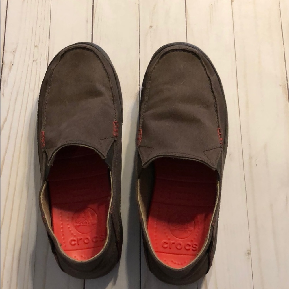 Crocs